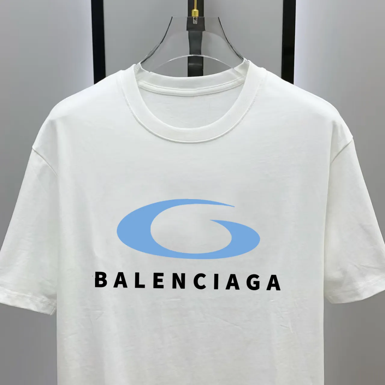 # 2026 New Arrival New Arrival T Premium ！ logo Premium 250 . . . . . ！ ！ ：Black。White！ Sizes： S M L XL XXL ：50 52 55 58 61 ：69 71 73 75 77 ：48 50 53 56 58 ：22 22.5 23 23.5 24 ， 1-3CM